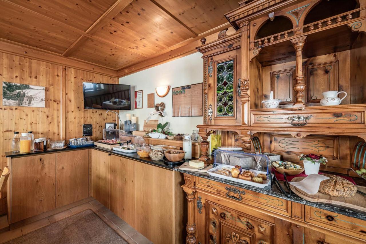 Отель Haus Hochland Тукс Экстерьер фото